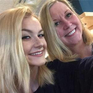 Meet your Posher, Skylar